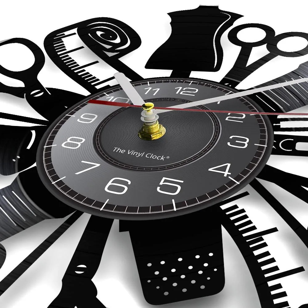 Vintage Sewing Machine Wall Clock: Retro Chic for Timeless Decor