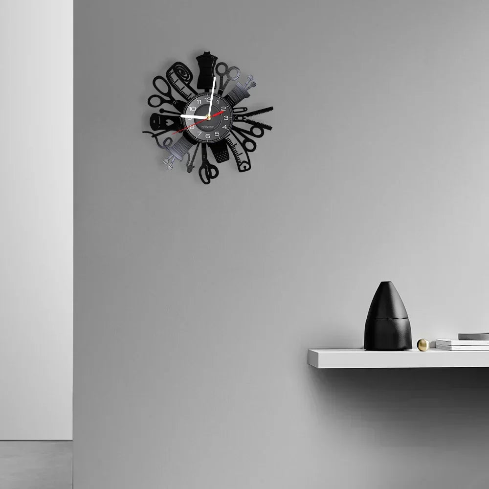 Vintage Sewing Machine Wall Clock: Retro Chic for Timeless Decor
